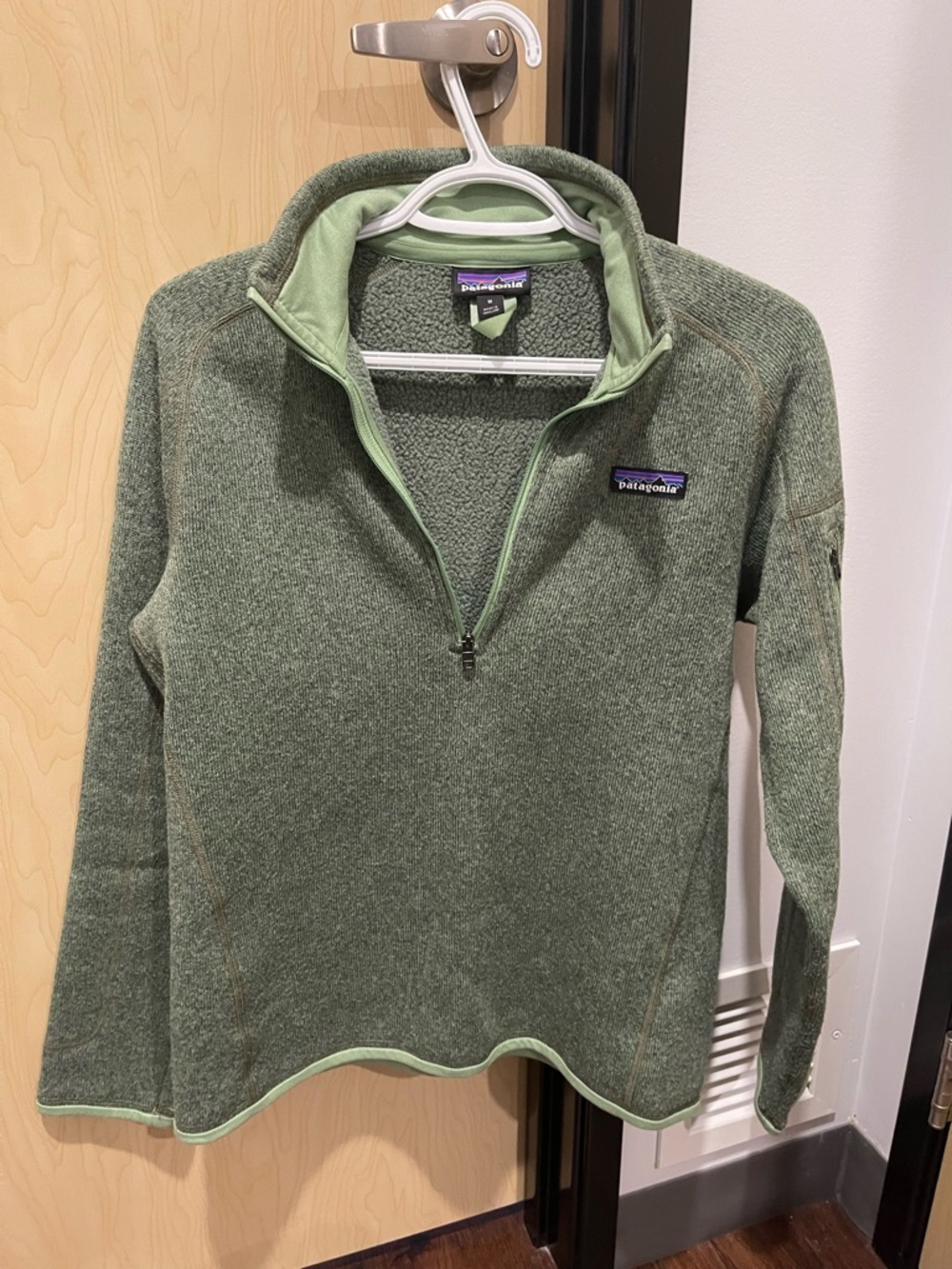 Patagonia Women's Better Sweater Fleece 1/4 Zip, size M